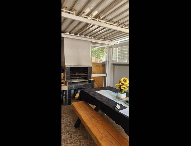 3 BEDROOM HOUSE FOR SALE IN SECUNDA CENTRAL